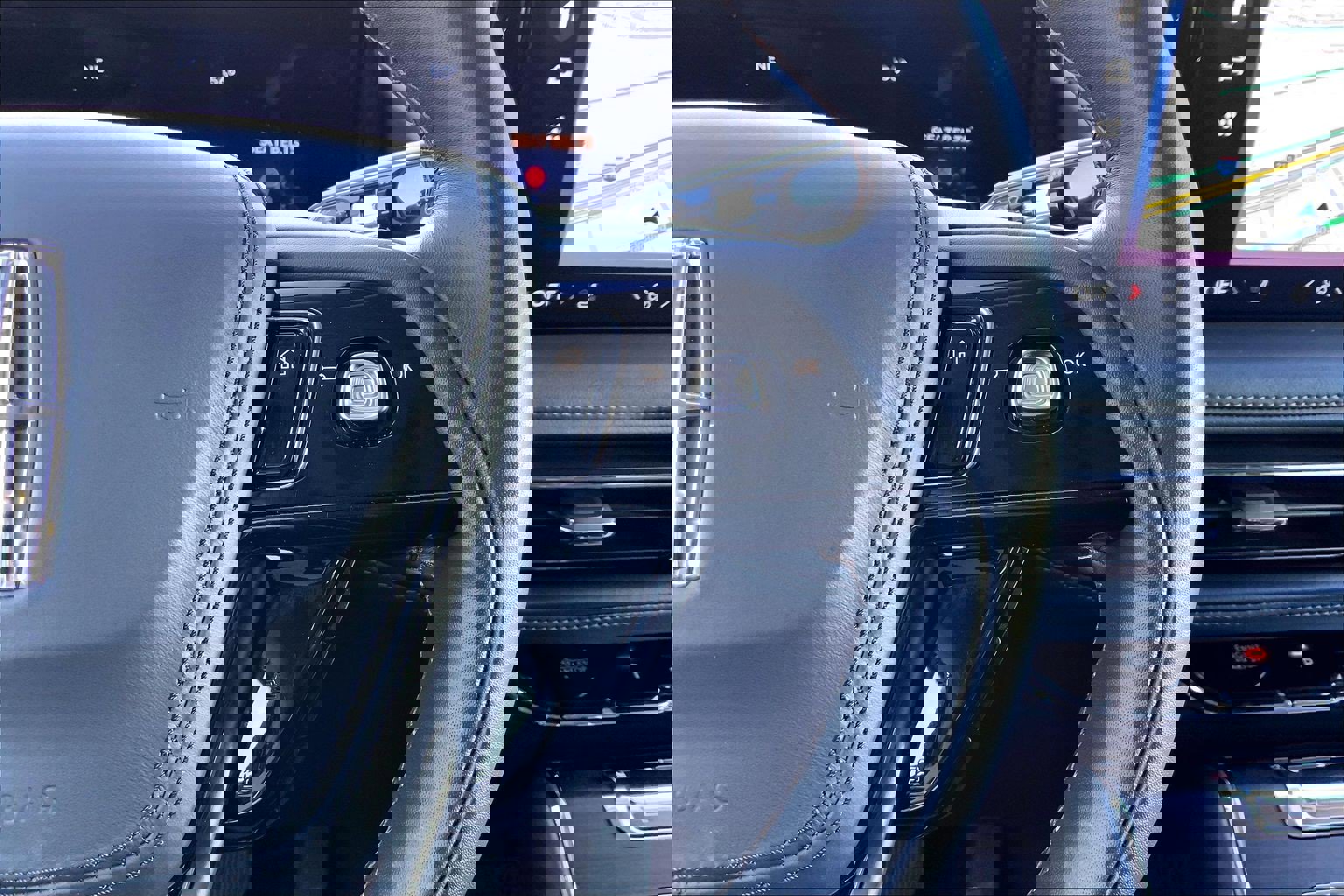 Used 2025 Lincoln Aviator Reserve w/ Equipment Group 201A image 22