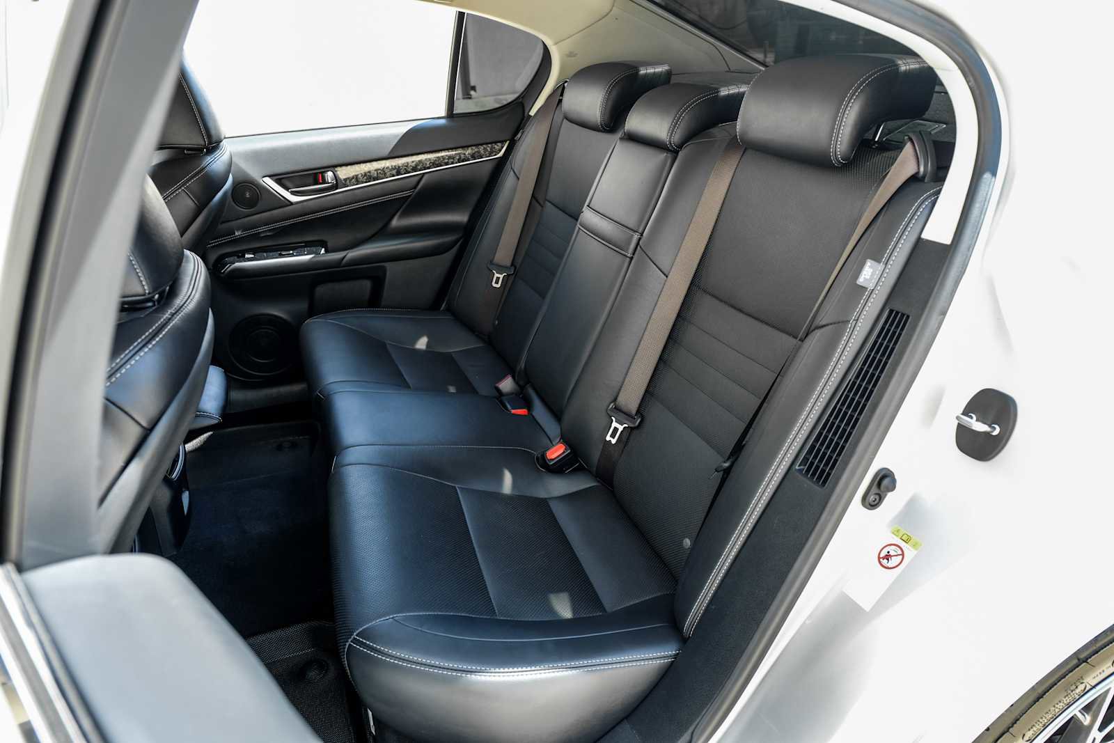 Used 2018 Lexus GS 450h image 42