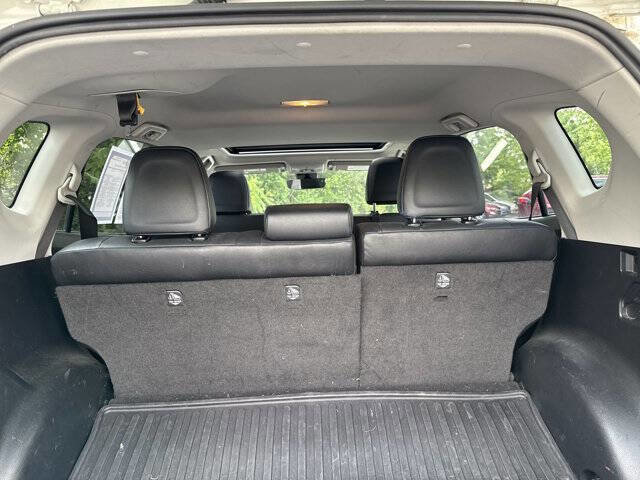 Used 2016 Toyota RAV4 Limited image 12