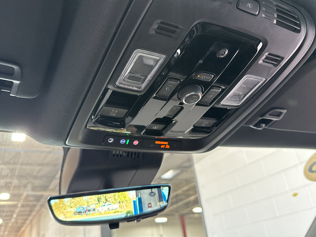New 2026 GMC Yukon AT4 w/ AT4 Premium Package AWD/4WD image 40