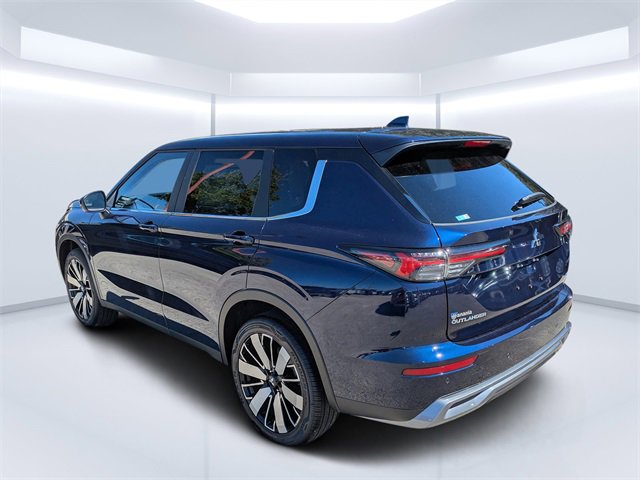New 2025 Mitsubishi Outlander SE image 5