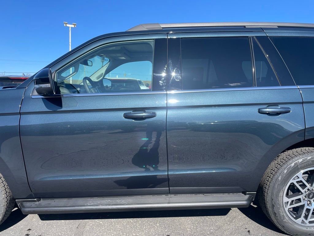 New 2026 Ford Expedition Active image 46