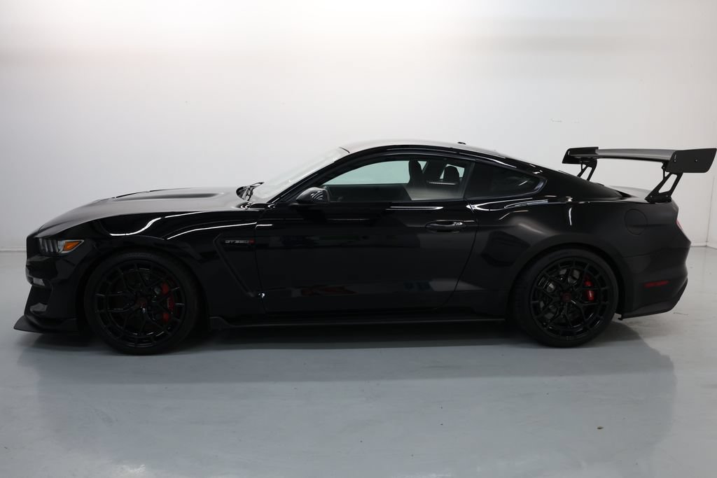 Used 2019 Ford Mustang Shelby GT350R w/ GT350R Equipment Group 920A RWD image 62