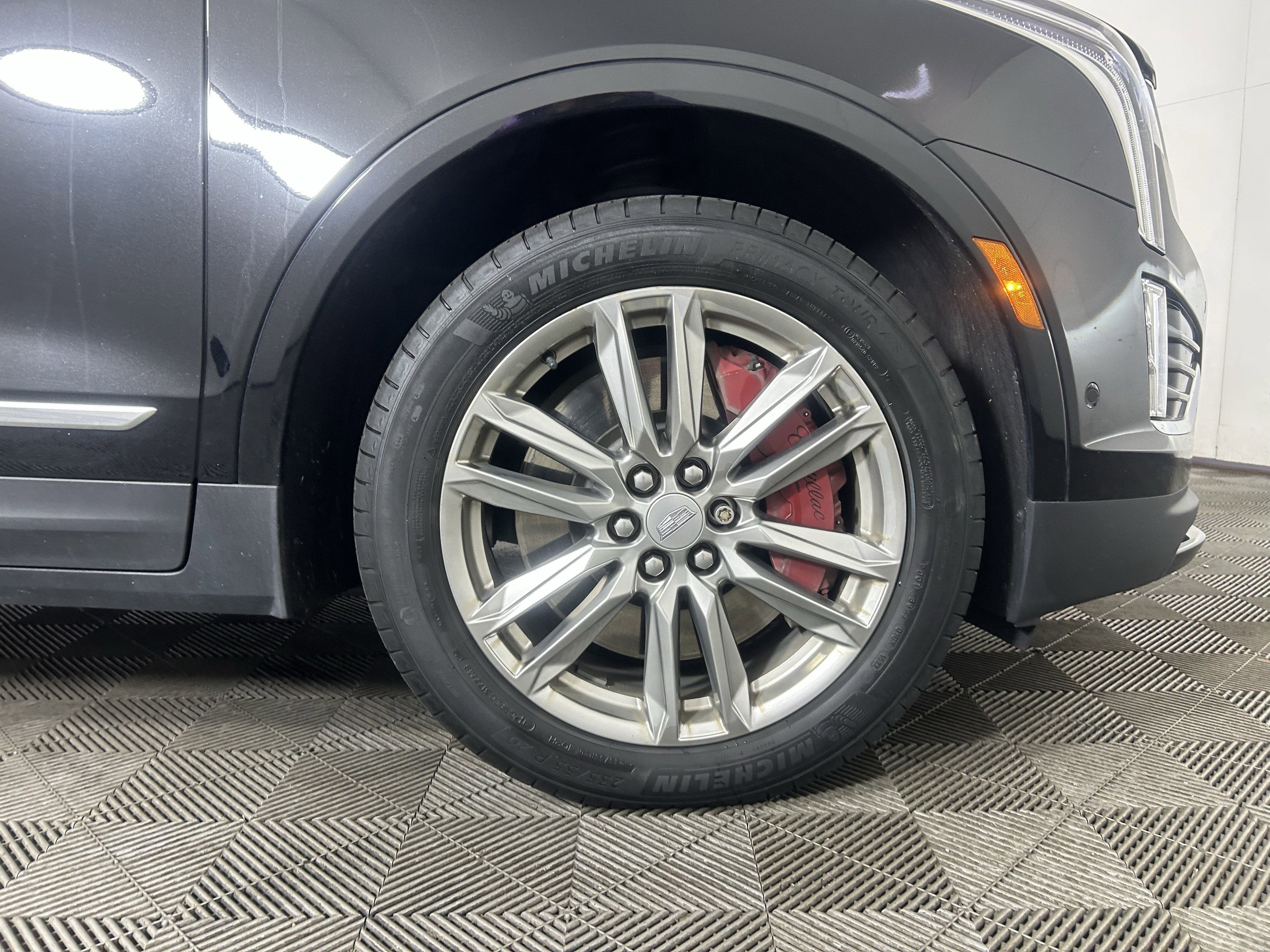 Used 2022 Cadillac XT5 Sportv w/ Technology Package image 43