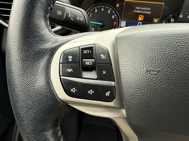 Used 2022 Ford Explorer XLT w/ Equipment Group 202A image 16