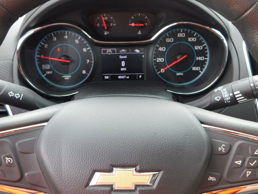 Used 2017 Chevrolet Cruze LT w/ Convenience Package FWD image 30
