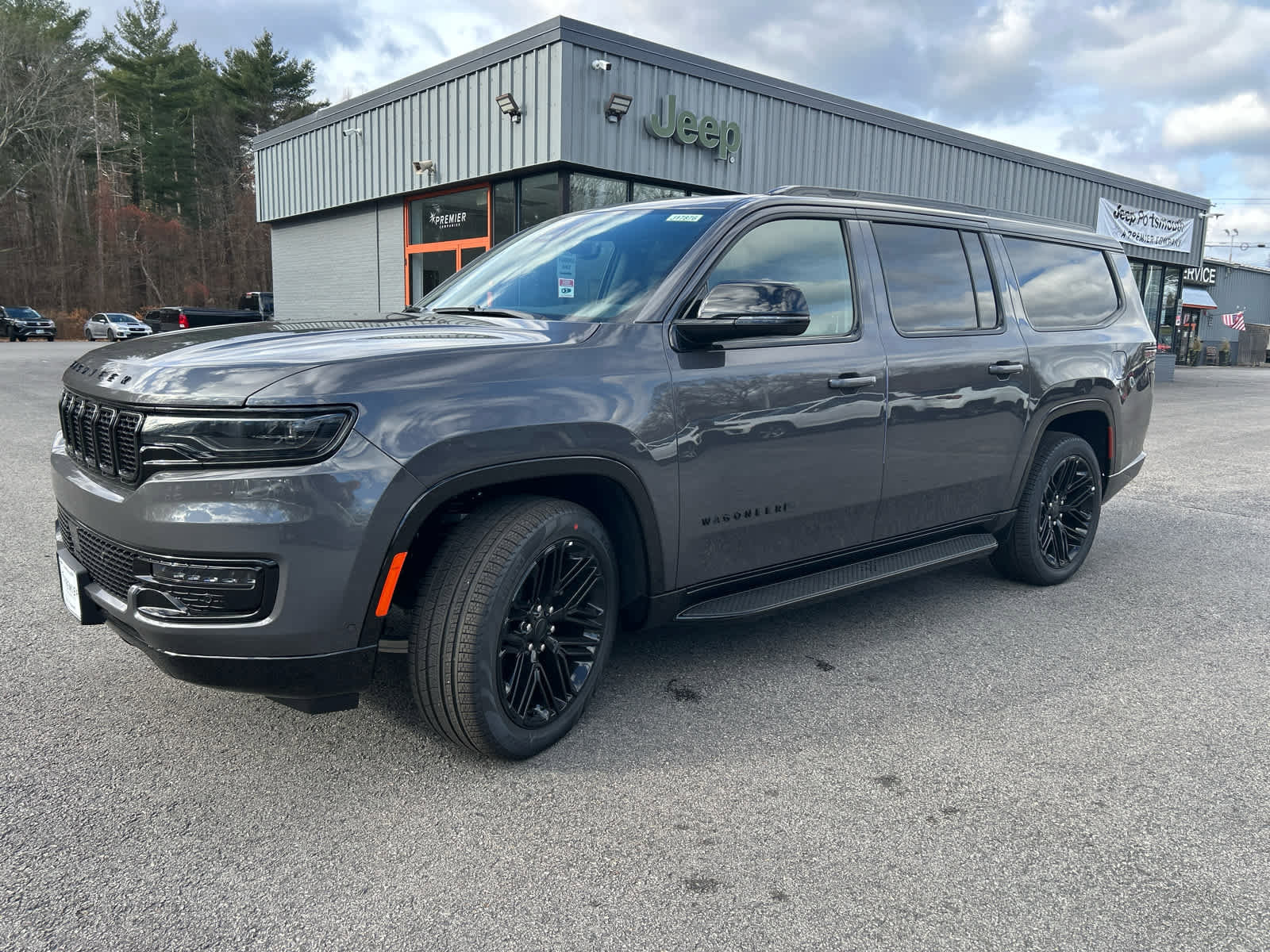 New 2025 Jeep Wagoneer L Series II w/ Premium Group I image 19