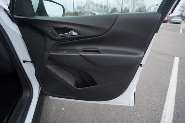 Used 2022 Chevrolet Equinox LT w/ Driver Convenience Package image 20