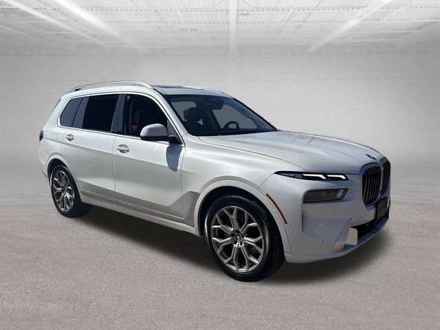 Used 2023 BMW X7 xDrive40i AWD/4WD image 4