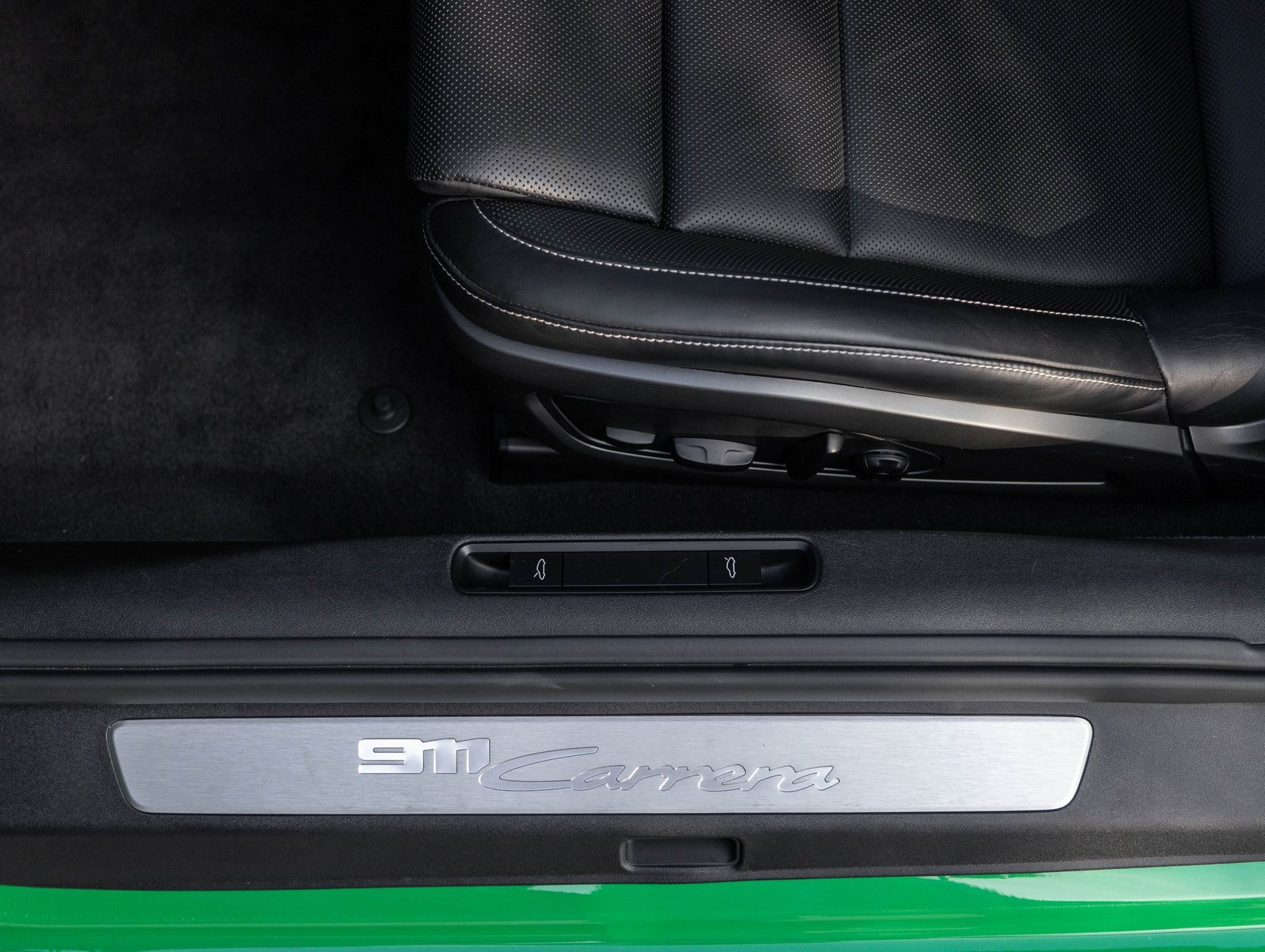 Used 2021 Porsche 911 Carrera image 21