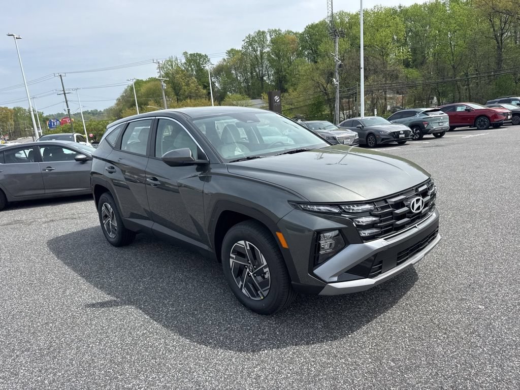 New 2026 Hyundai Tucson Blue SE AWD/4WD image 2