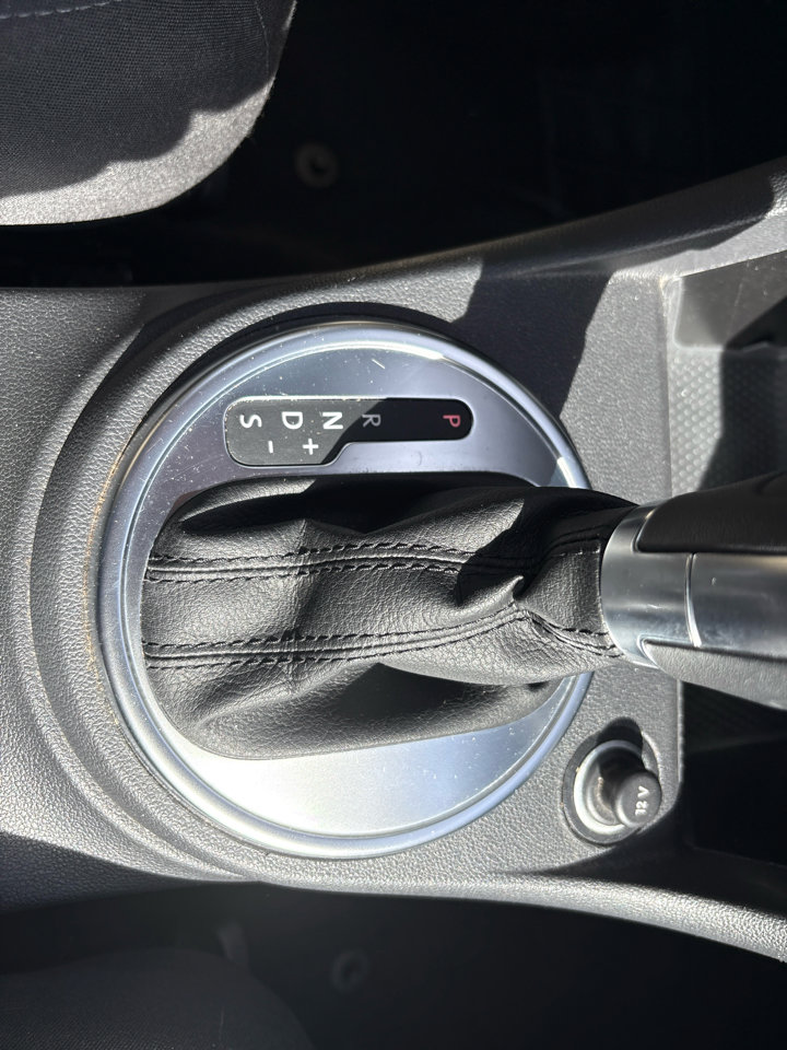 Used 2019 Volkswagen Beetle 2.0T S image 12