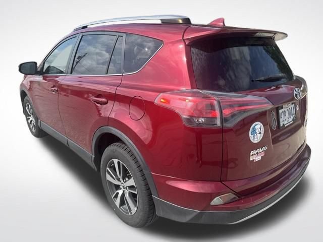 Used 2018 Toyota RAV4 XLE AWD/4WD image 7
