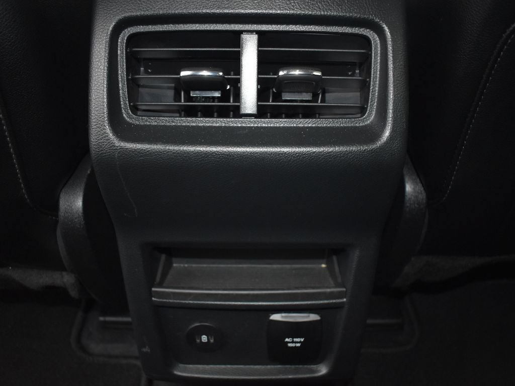 Used 2024 Ford Edge Titanium AWD/4WD image 23