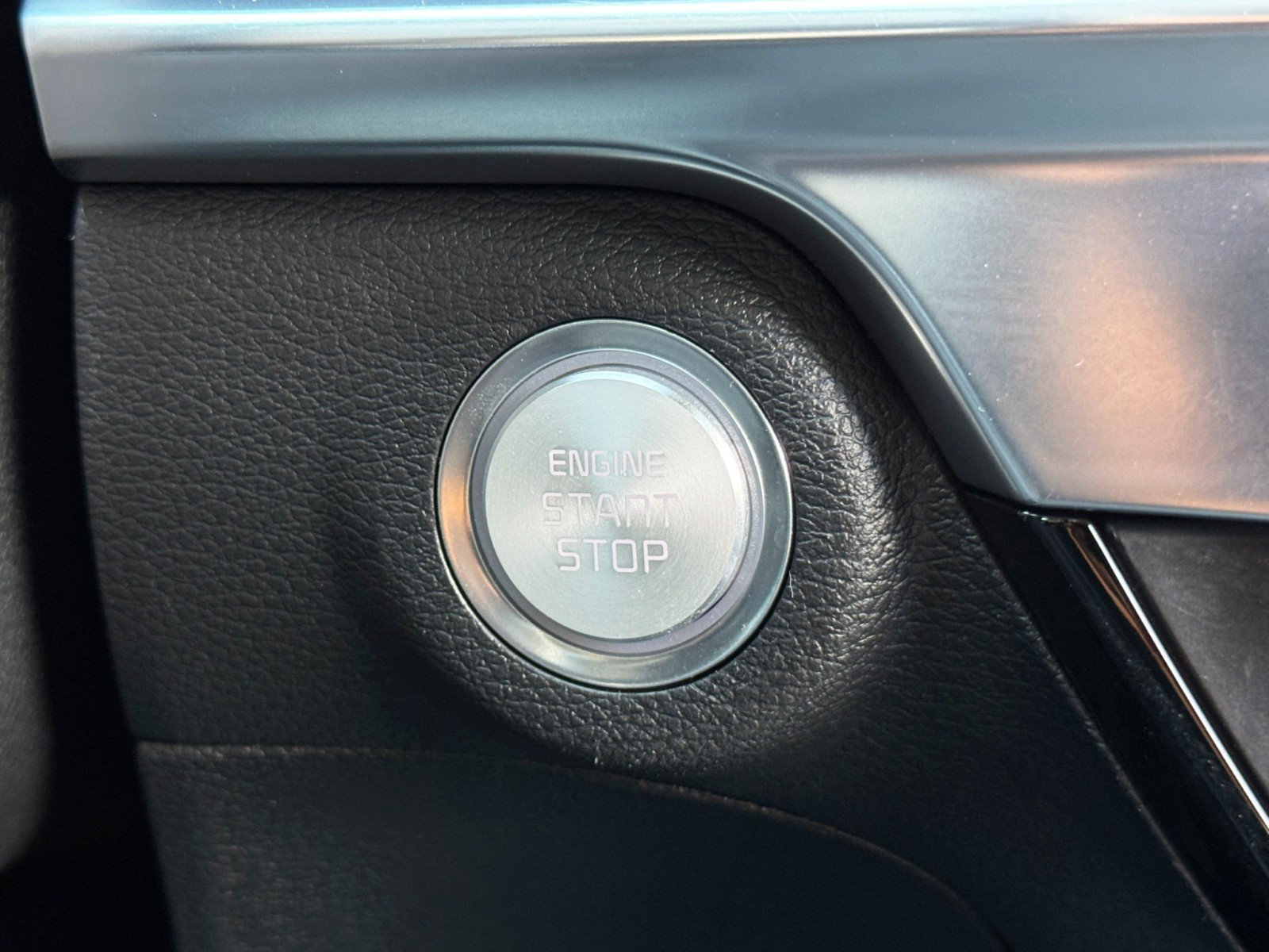 Used 2024 Kia Telluride SX Prestige AWD/4WD image 24
