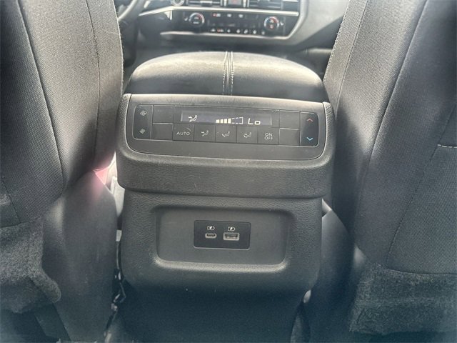 Certified 2022 Nissan Pathfinder SV image 35