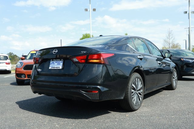 Used 2023 Nissan Altima 2.5 SV FWD image 6
