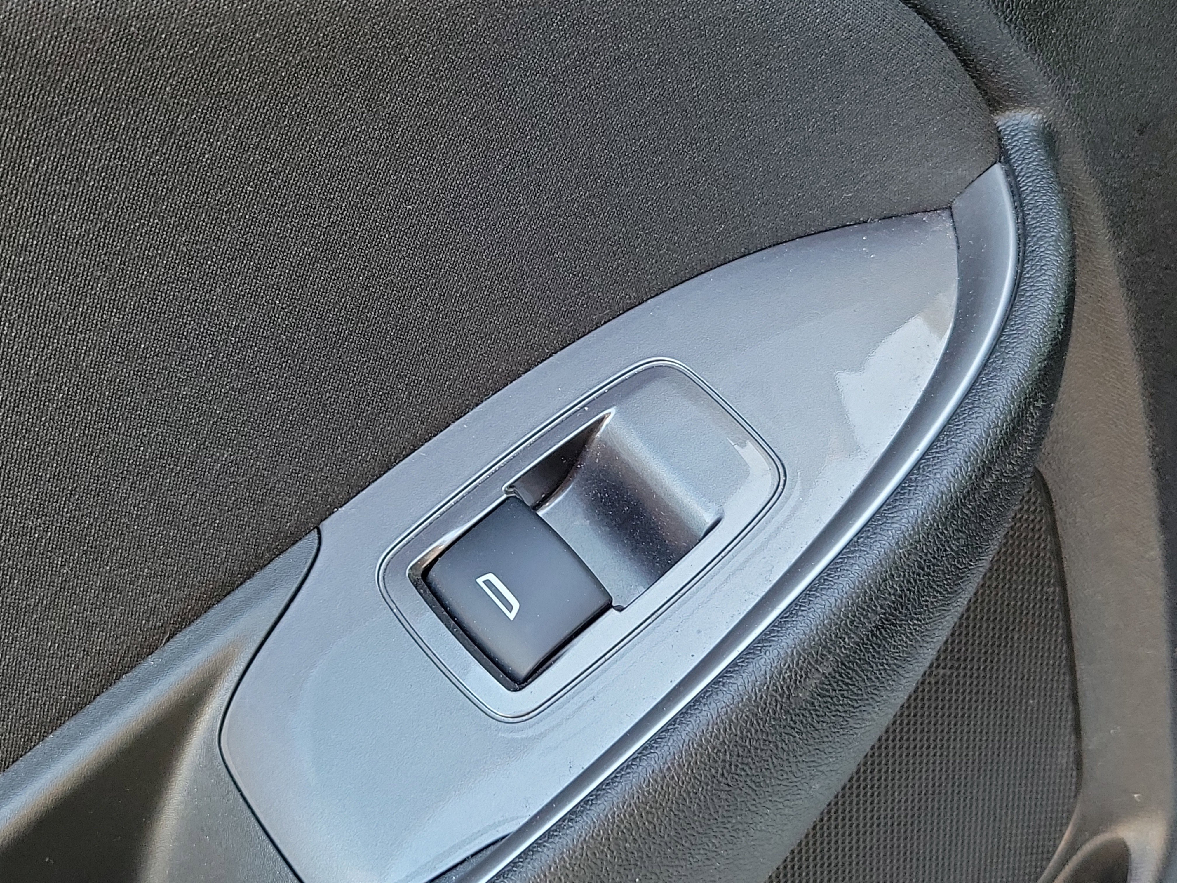 Used 2022 Chevrolet Malibu LS image 14