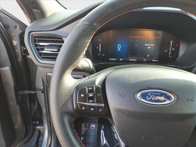 Used 2026 Ford Escape ST-Line FWD image 45