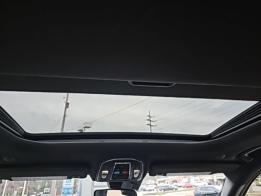 Certified 2024 Jeep Grand Cherokee Altitude image 20