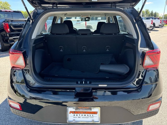 Used 2026 Hyundai Venue SE FWD image 24