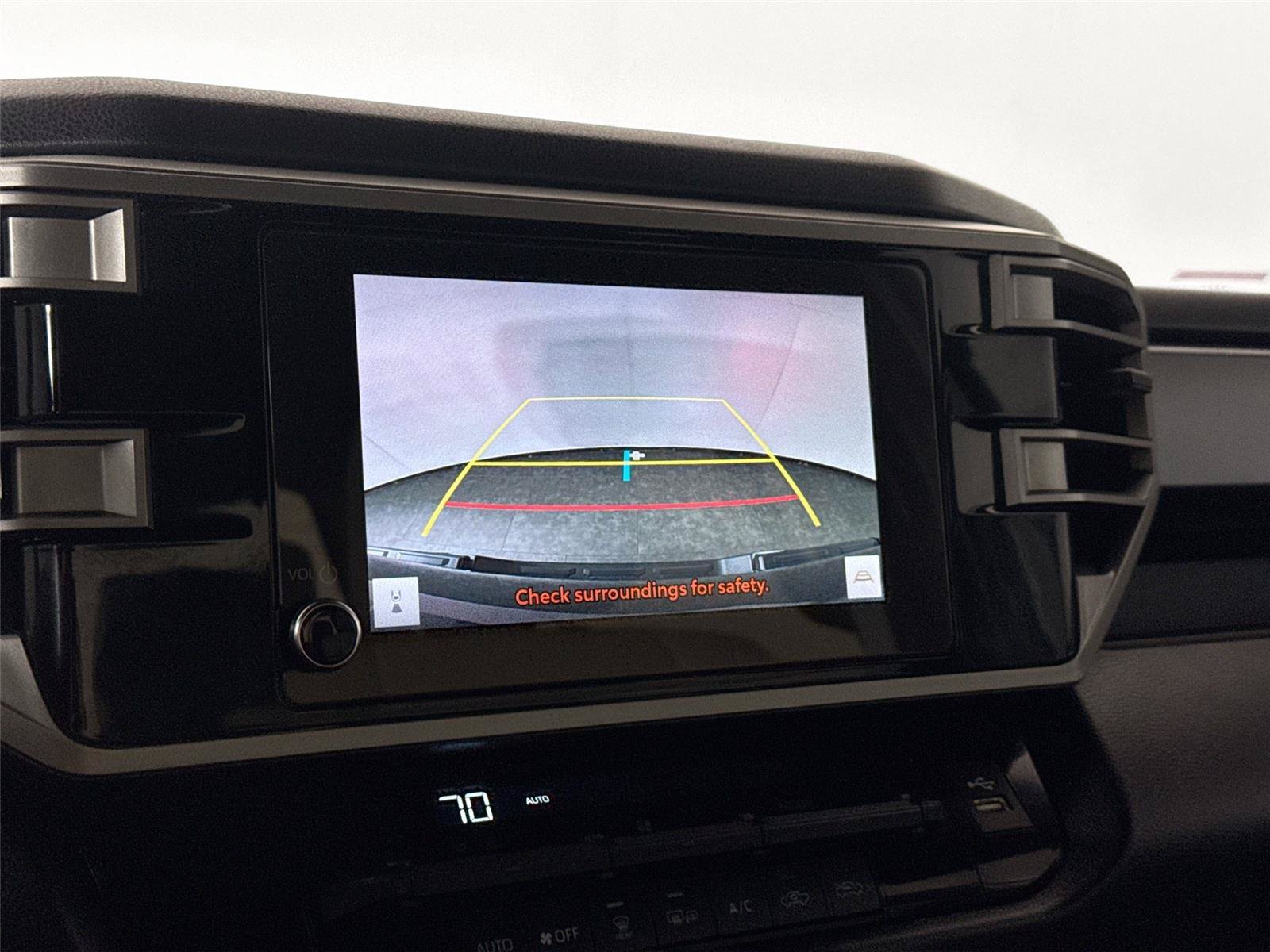 Used 2025 Toyota Tundra SR5 AWD/4WD image 22