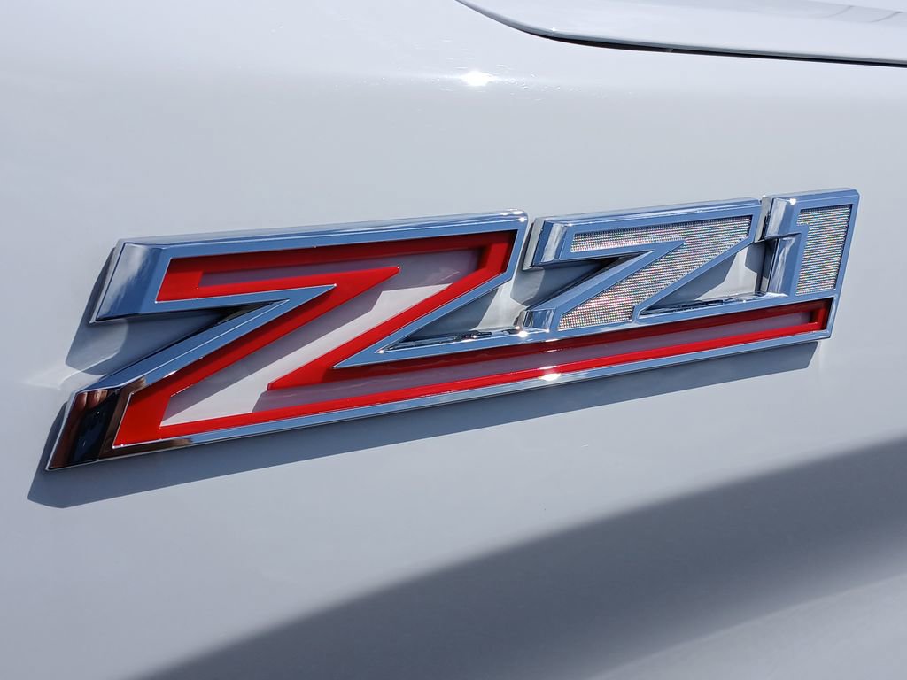 Used 2025 Chevrolet Silverado 1500 LTZ image 33