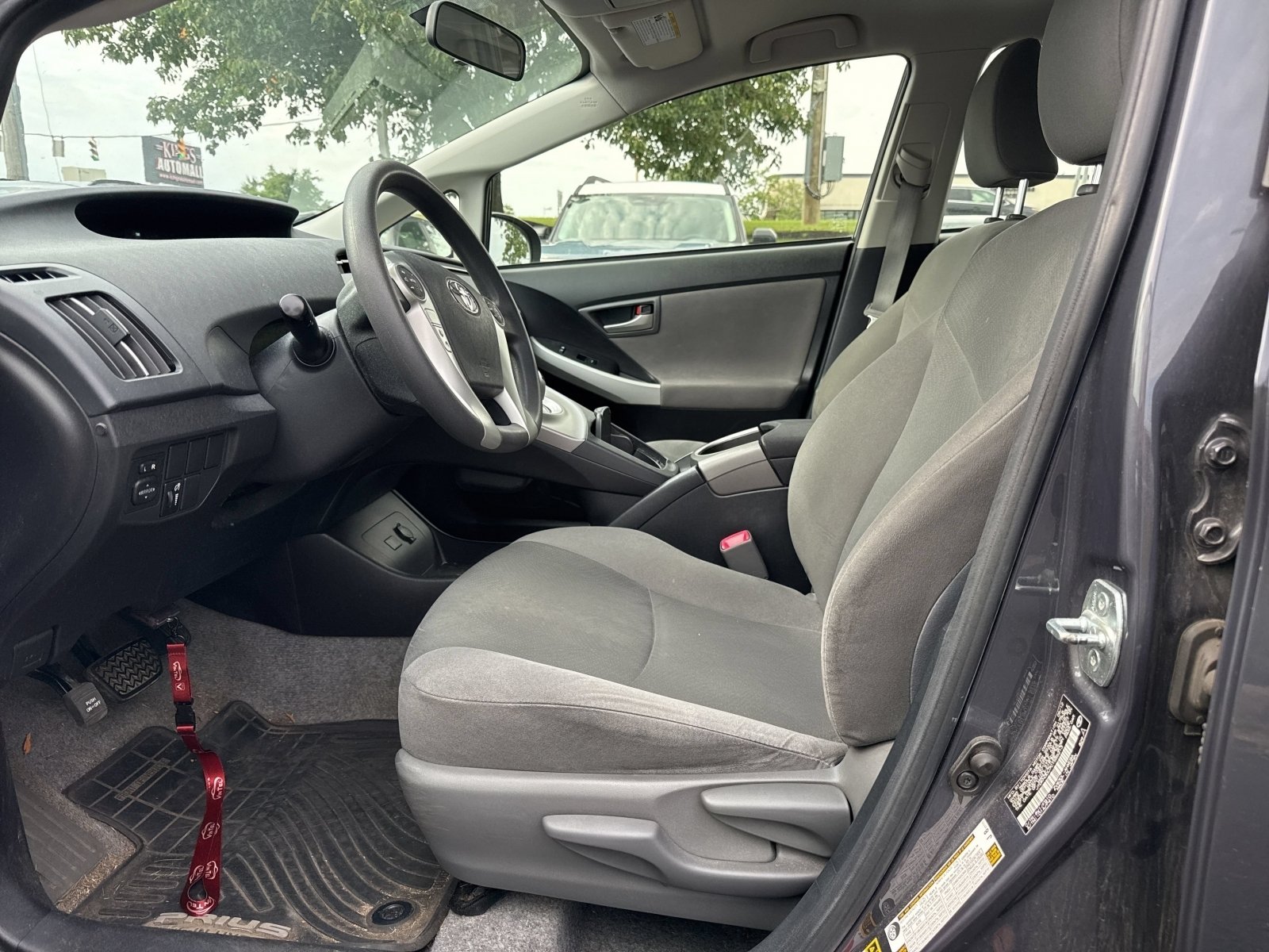 Used 2012 Toyota Prius Two FWD image 4