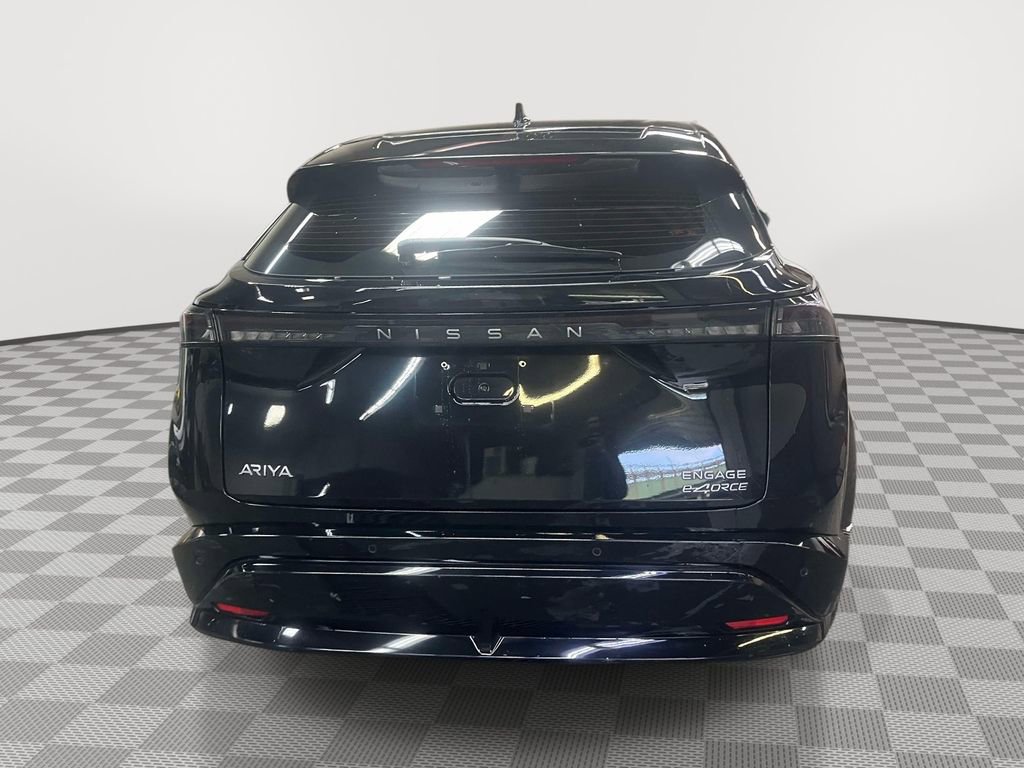 Used 2023 Nissan Ariya AWD image 4