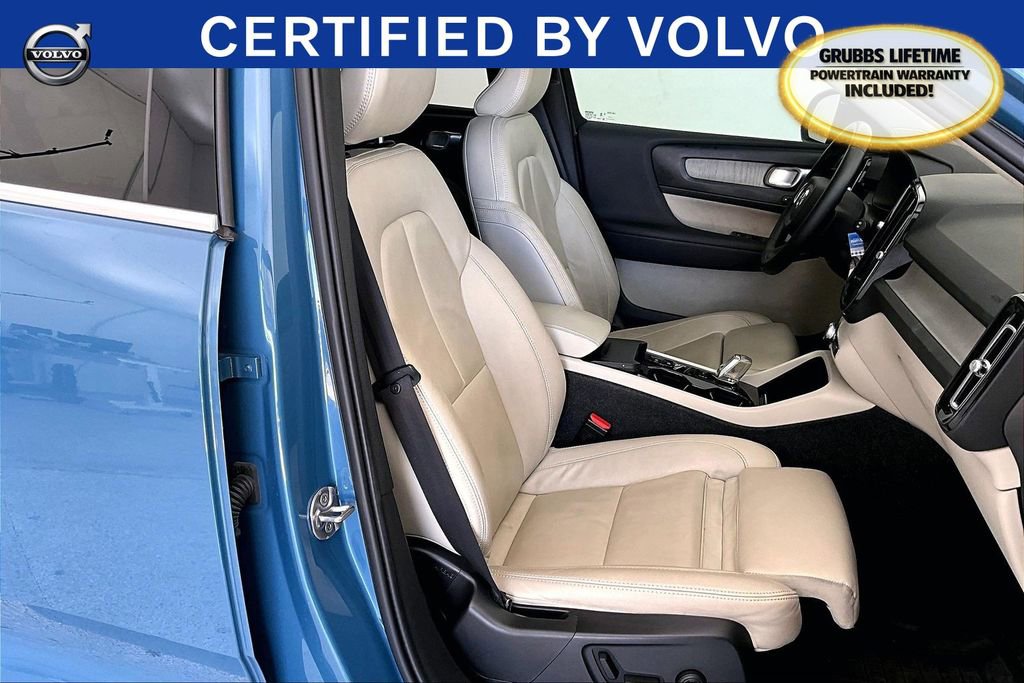 Used 2023 Volvo XC40 B5 Ultimate w/ Protection Package Premier image 11