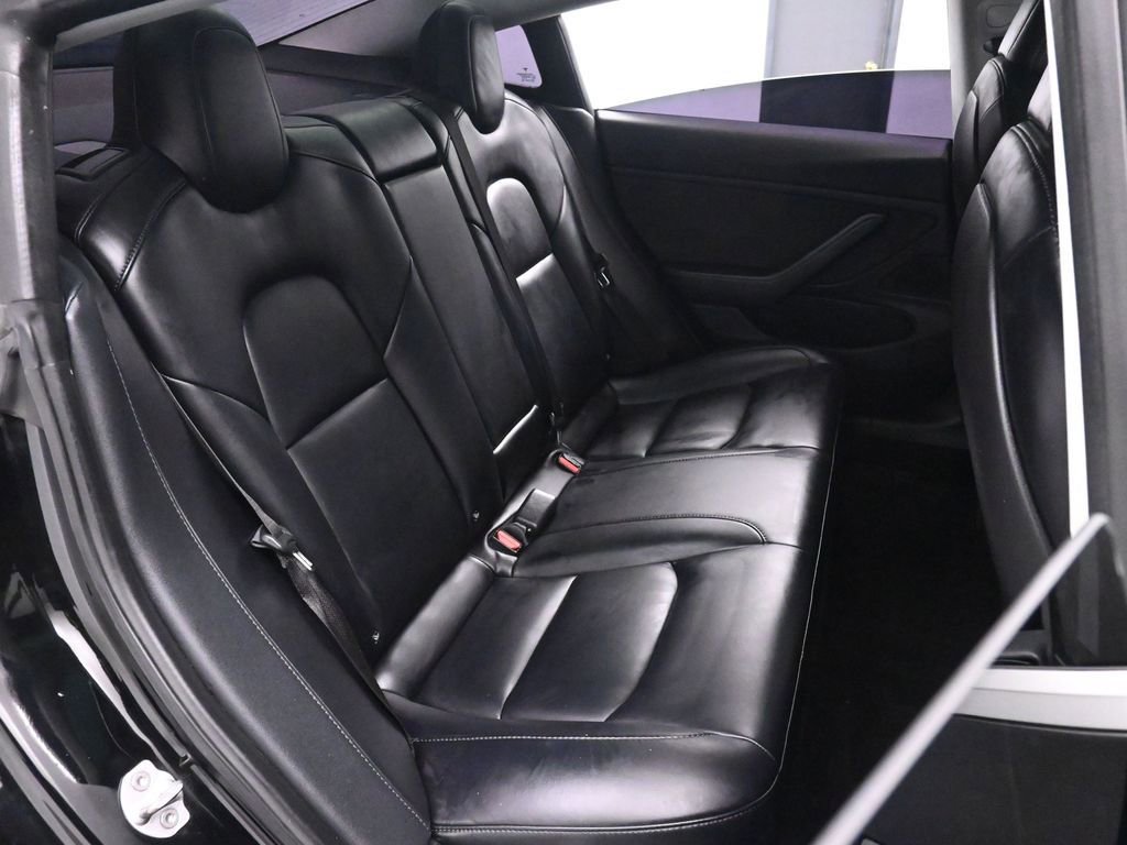 Used 2018 Tesla Model 3 Long Range image 18