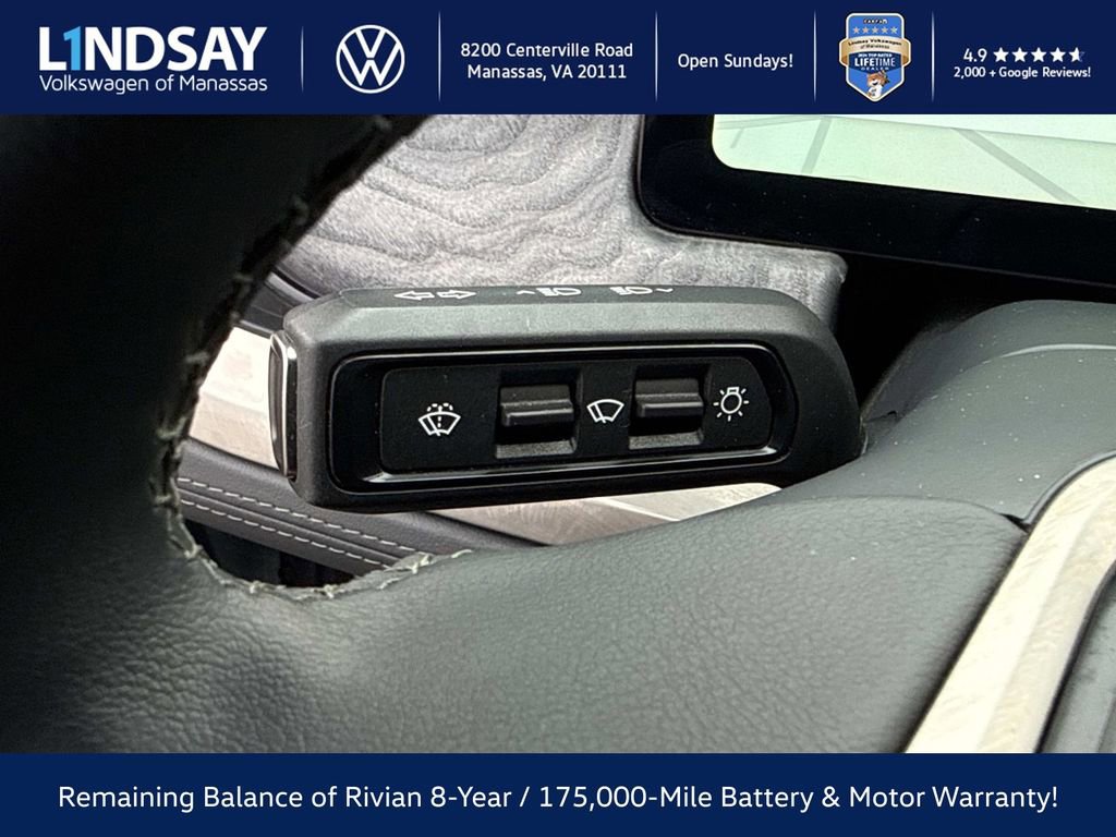 Used 2022 Rivian R1T Adventure image 21