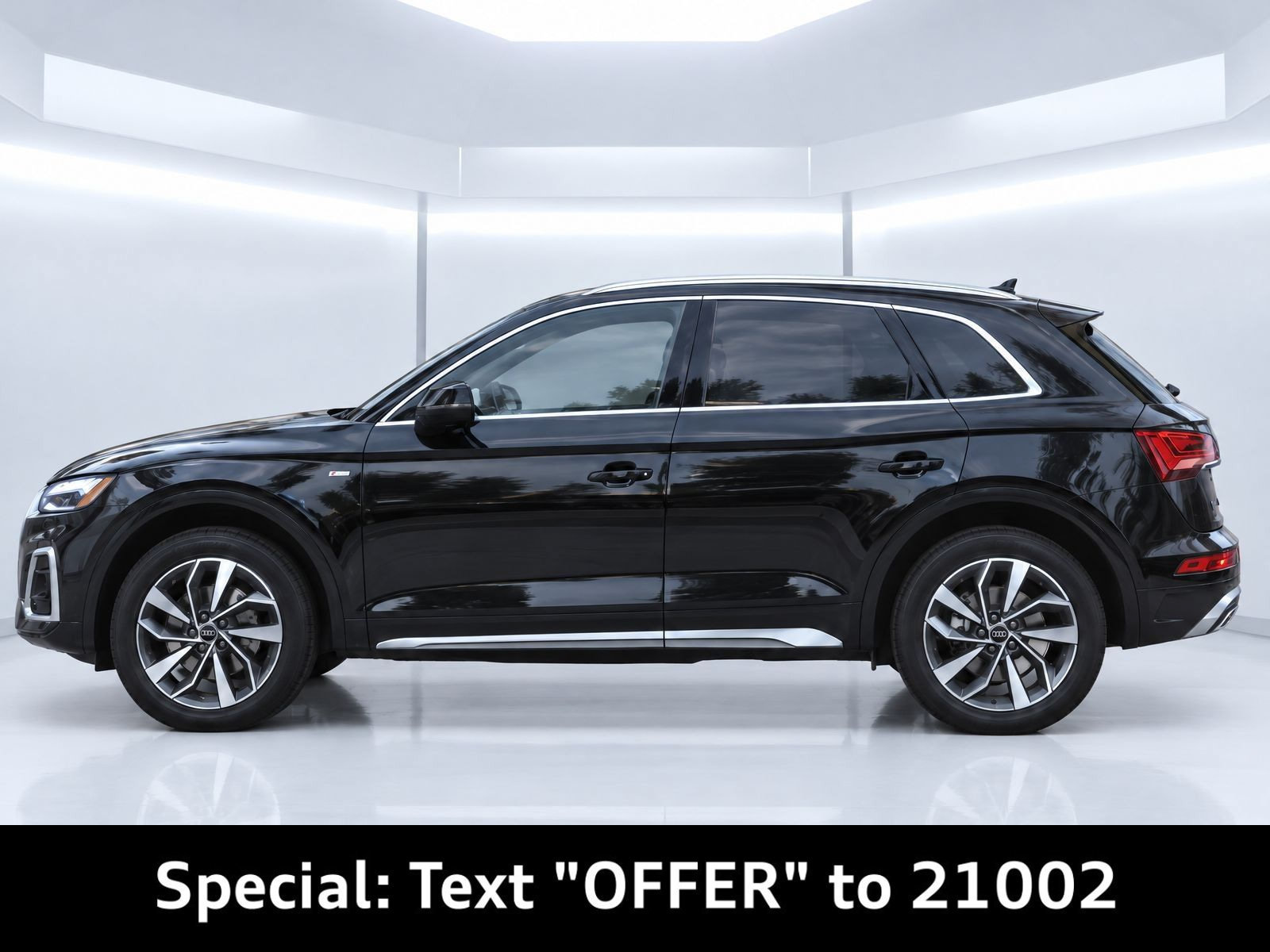 Certified 2024 Audi Q5 2.0T Premium Plus AWD/4WD image 2