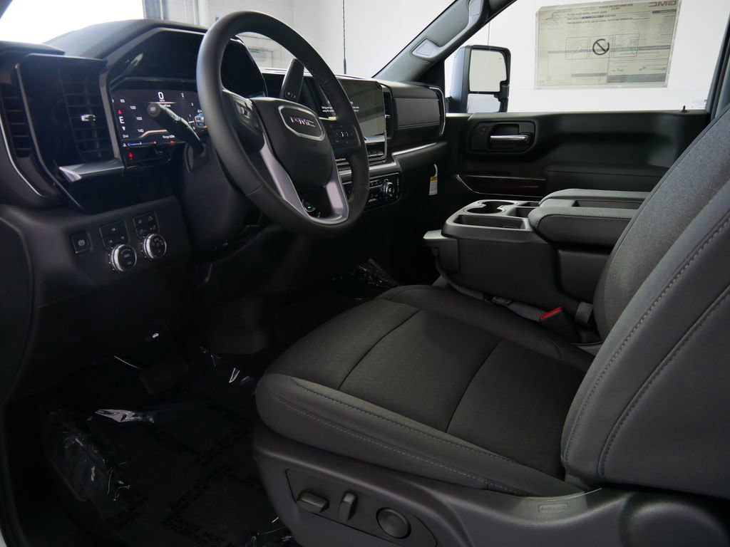 New 2025 GMC Sierra 3500 SLE w/ SLE Convenience Package image 11