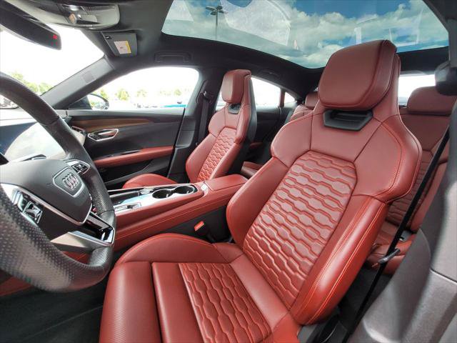 Certified 2024 Audi e-tron GT Premium Plus w/ Executive Package AWD/4WD image 19