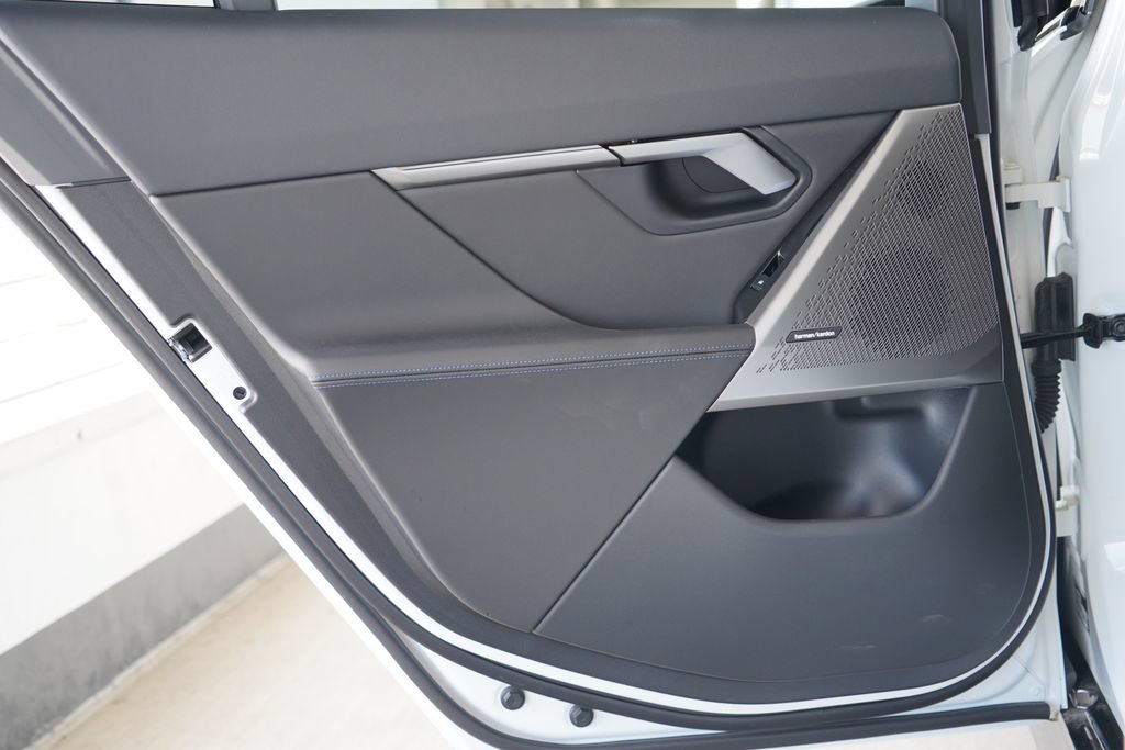 New 2026 BMW 530i w/ M Sport Package RWD image 27