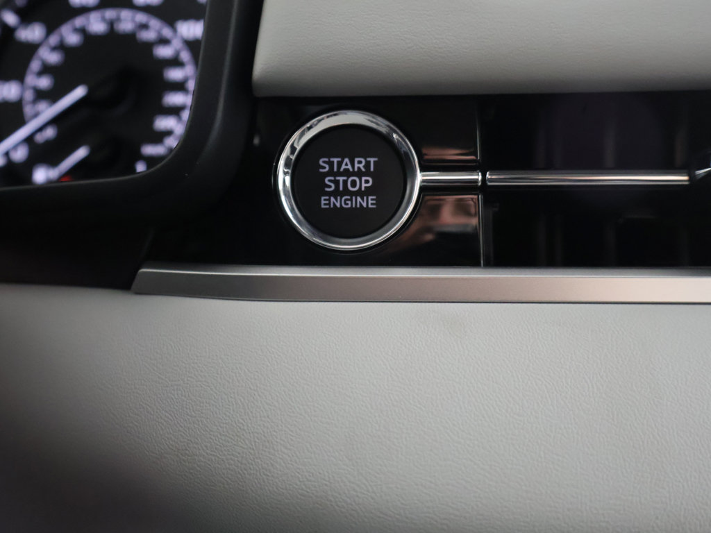New 2026 Mitsubishi Outlander SE FWD image 40