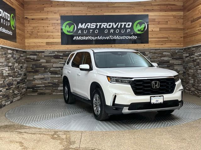 Used 2023 Honda Pilot EX-L image 2