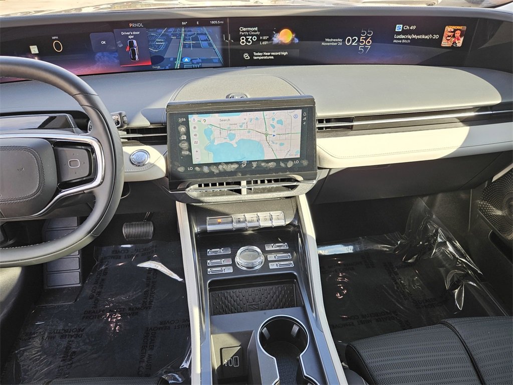 Used 2025 Lincoln Nautilus Reserve image 25