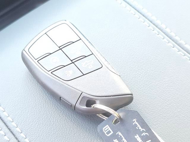 New 2026 Chevrolet Silverado EV LT w/ Premium Package image 31