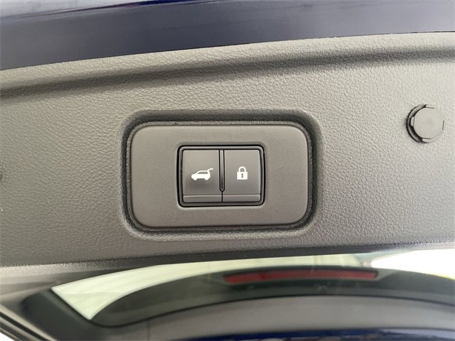 Certified 2025 Nissan Pathfinder SL w/ SL Premium Package image 16