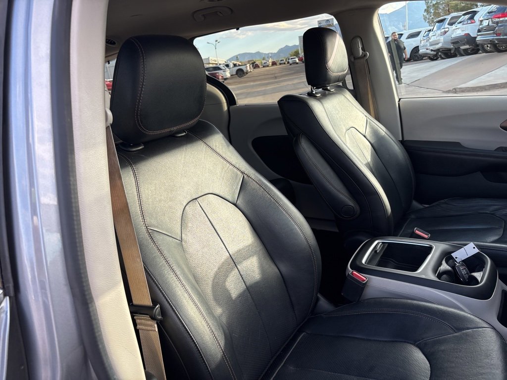 Used 2018 Chrysler Pacifica Touring-L Plus w/ Advanced Safetytec Group image 27