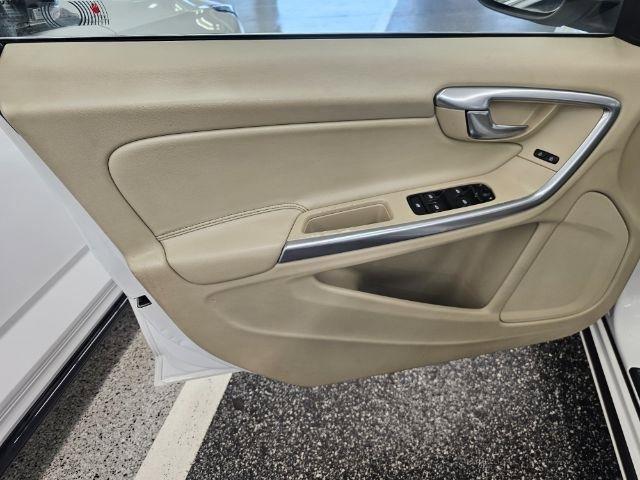 Used 2015 Volvo S60 T5 Premier Plus AWD/4WD image 25
