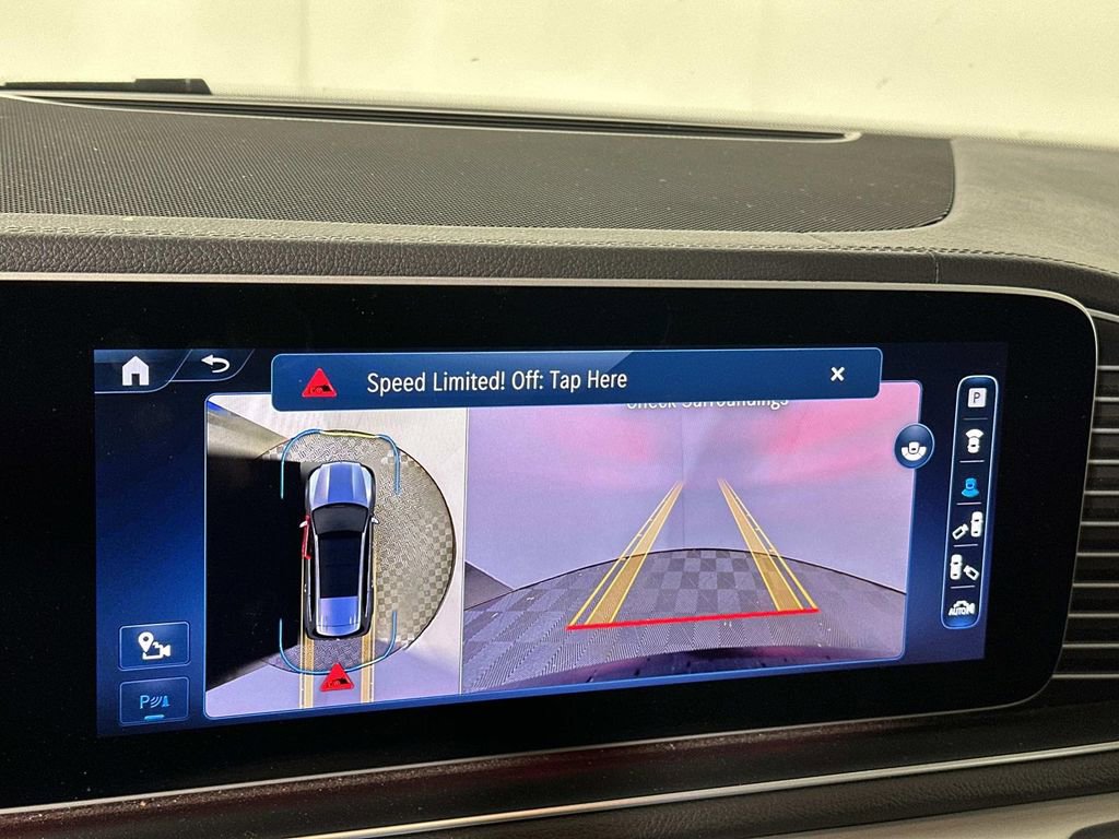 Used 2024 Mercedes-Benz GLS 450 4MATIC image 10