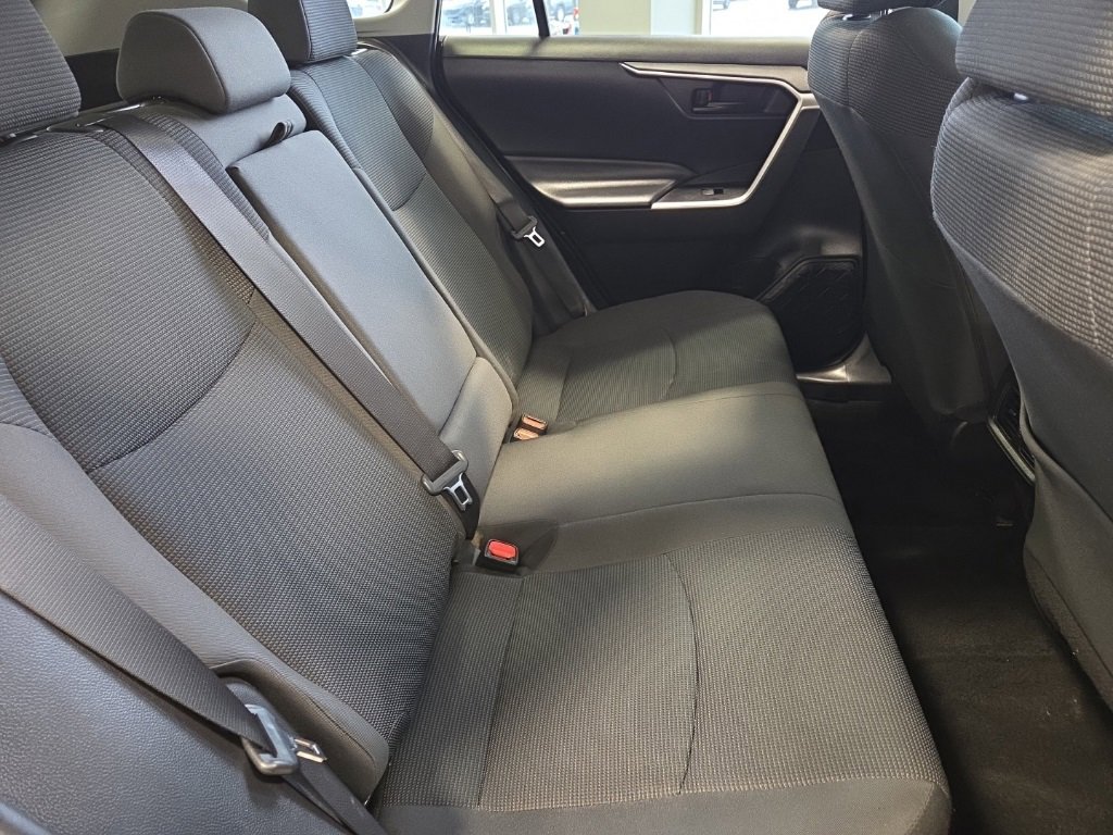 Used 2024 Toyota RAV4 LE image 16