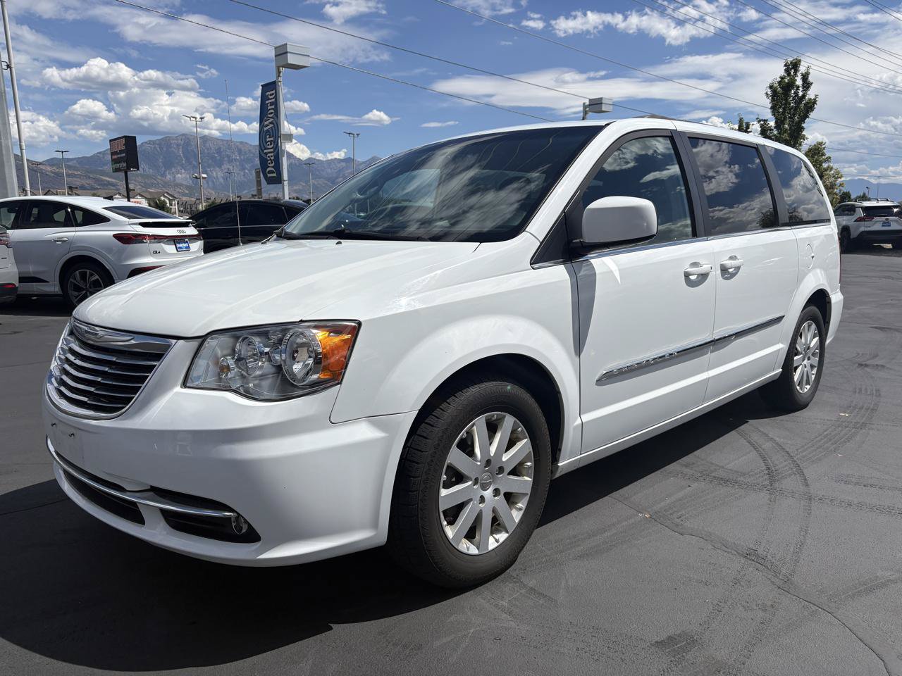 Used 2014 Chrysler Town & Country Touring