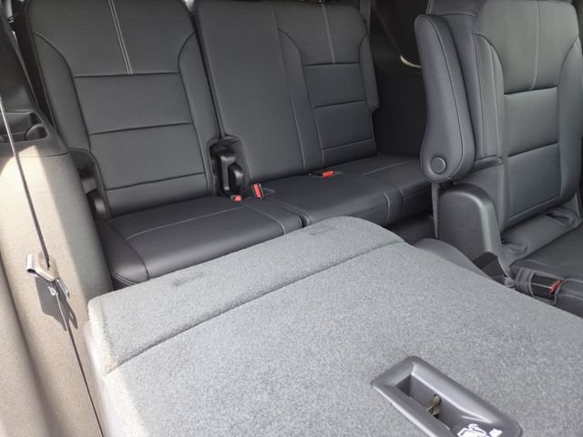 New 2027 GMC Acadia Elevation w/ Elevation Premium Package AWD/4WD image 25
