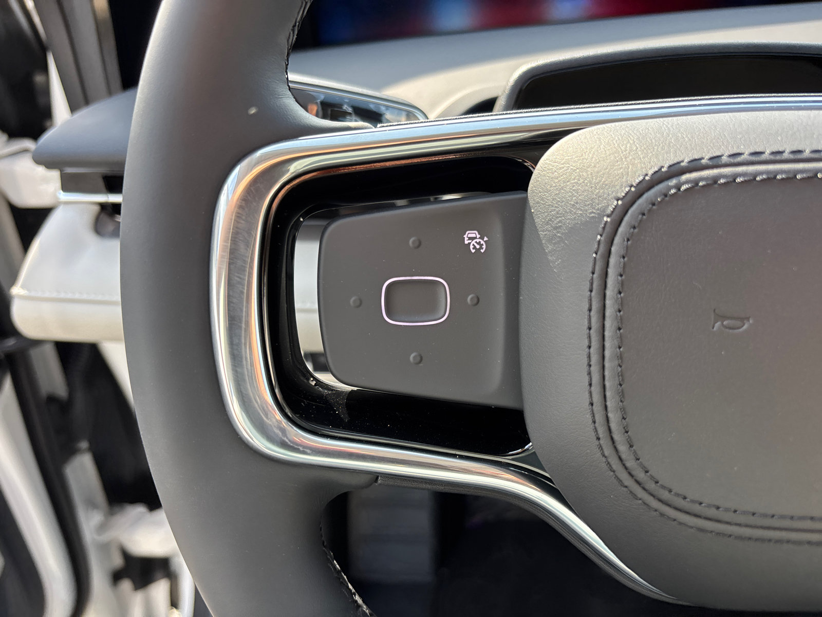 New 2026 Lincoln Nautilus Premier AWD/4WD image 17