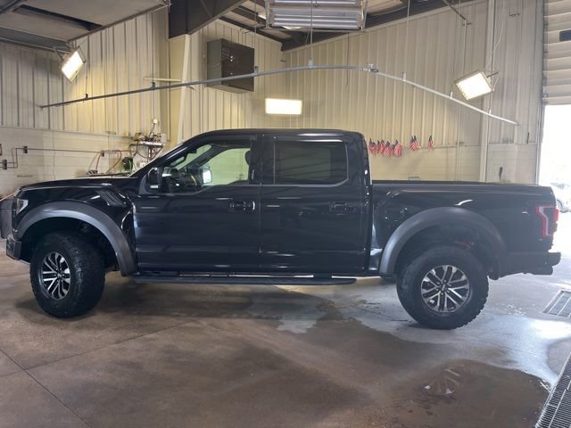 Used 2019 Ford F150 Raptor w/ Equipment Group 802A Luxury AWD/4WD image 3