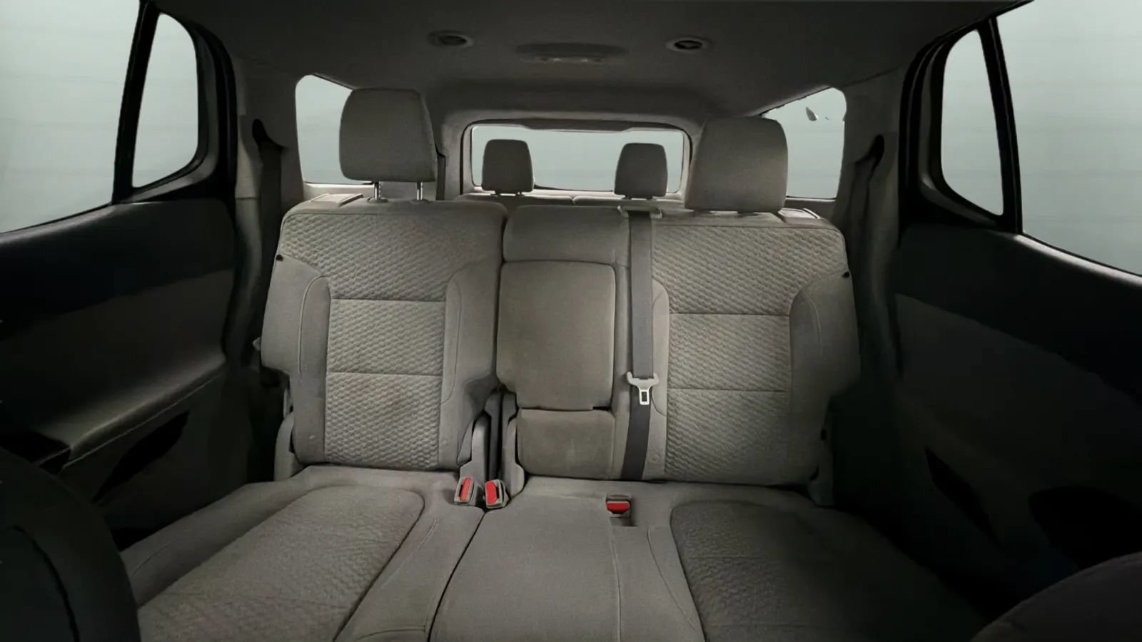Used 2018 GMC Acadia SLE FWD image 17
